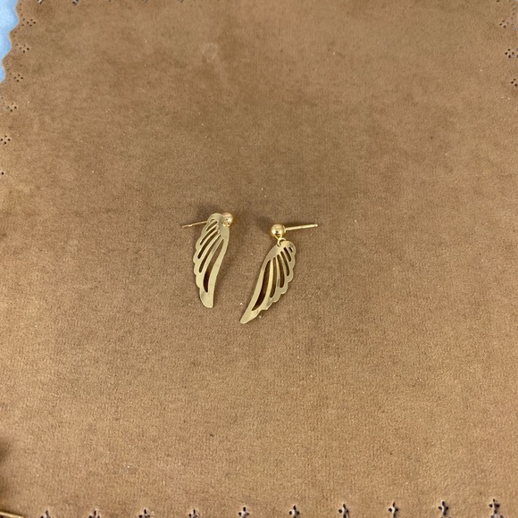 Vintage 14 Karat all Gold Wings with 4MM Ball Stud - Picture 5 of 5